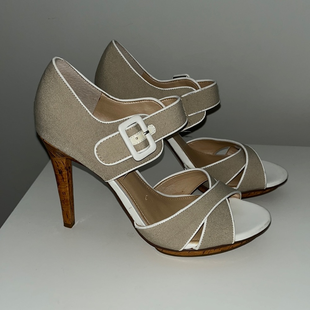 Marc Fisher “Kali Ankle Strap Sandals” Size 8 - reg $178
